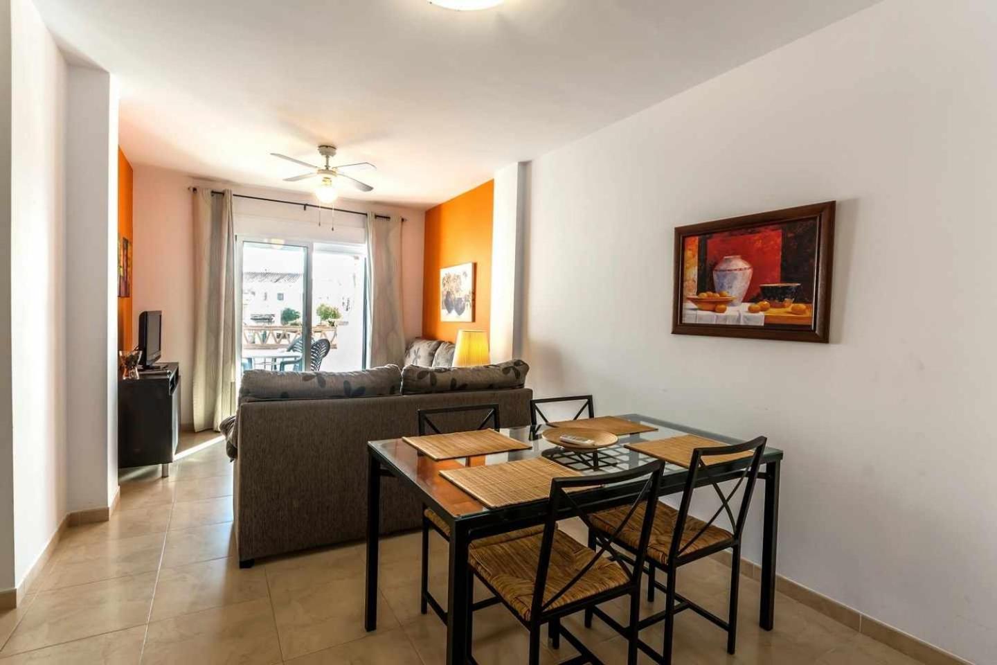 Apartamento Chimenea Playa - 2 Dormitorios Y Terraza Nerja Esterno foto